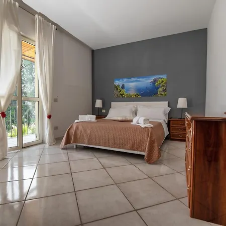 Azzurro Apart-hotel 2*