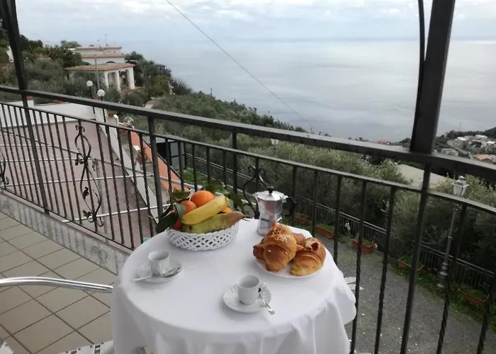 Azzurro Апарт-отель Масса-Лубренсе